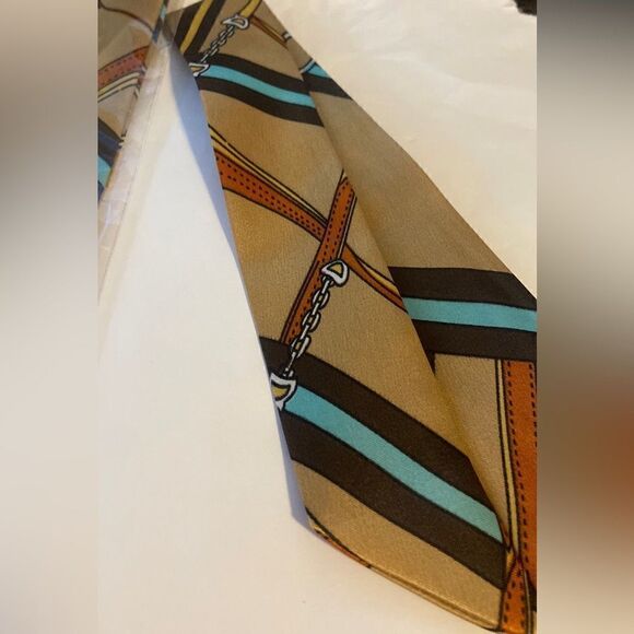 Twilly Matching set of 2 Scarf Boutique Bag Accessory Set New in packages - Picture 3 of 4